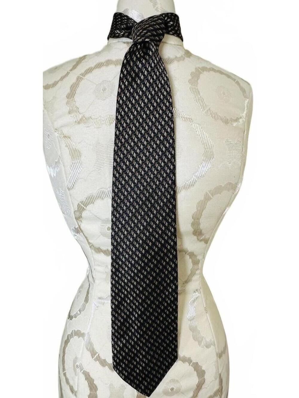 Vintage Robert Talbott Men's Necktie 100% Silk Hand Sewn Black/Tan/beige Pattern